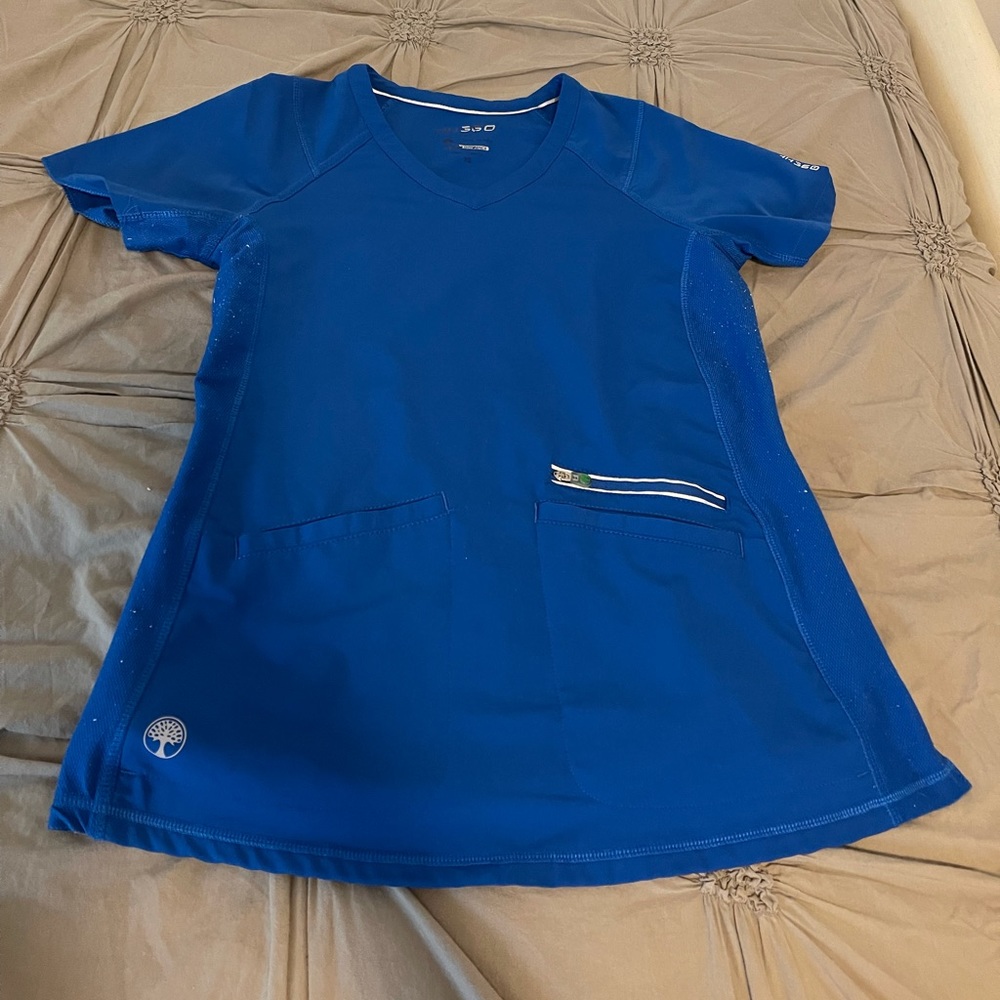 Healing hands 360 royal blue scrub top XS